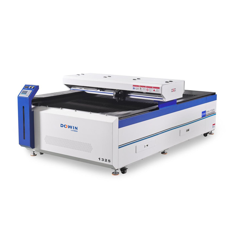 300W CO2 laser cutting machine (1)