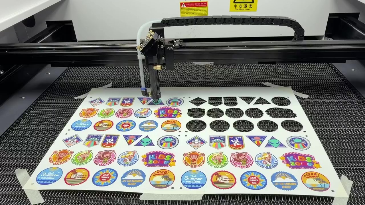 9070 dtf film laser cutter (6)